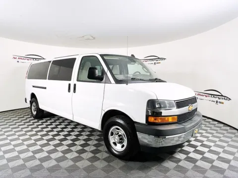 White 2019 Chevrolet Express 3500 LT for sale in Saint Marys, OH