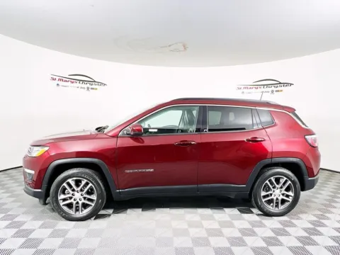 More photos of 2020 Jeep Compass Latitude at St. Marys Chrysler Dodge Jeep, OH