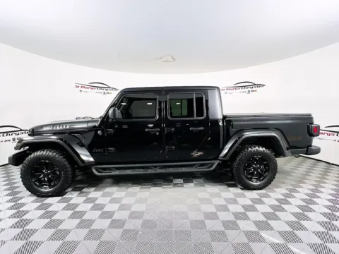 More photos of 2023 Jeep Gladiator Willys at St. Marys Chrysler Dodge Jeep, OH