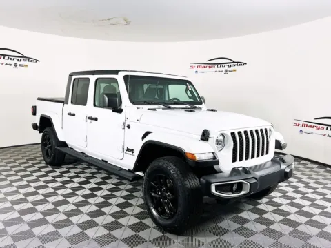 White 2022 Jeep Gladiator Sport for sale in Saint Marys, OH
