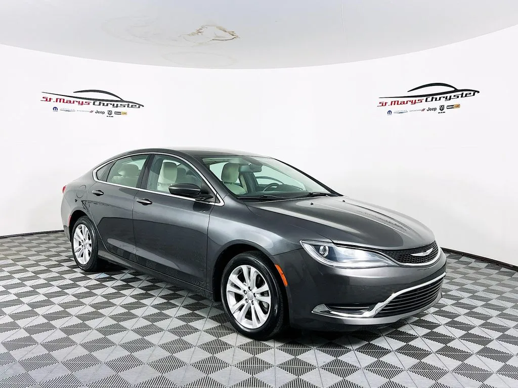 Gray 2015 Chrysler 200 Limited for sale in Saint Marys, OH