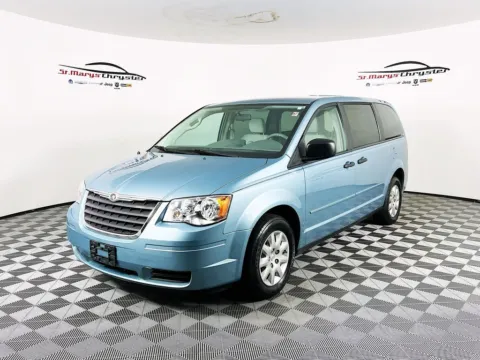 More photos of 2008 Chrysler Town & Country LX at St. Marys Chrysler Dodge Jeep, OH