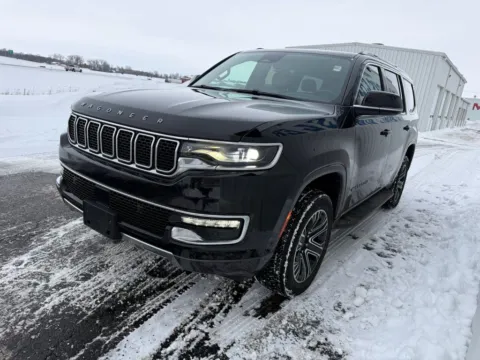 Another view of 2022 Jeep Wagoneer Series III for sale in Saint Marys, OH at St. Marys Chrysler Dodge Jeep