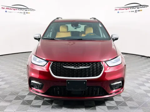 Another view of 2023 Chrysler Pacifica Hybrid Pinnacle for sale in Saint Marys, OH at St. Marys Chrysler Dodge Jeep