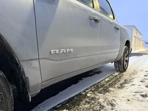 More photos of 2023 Ram 1500 Laramie at St. Marys Chrysler Dodge Jeep, OH
