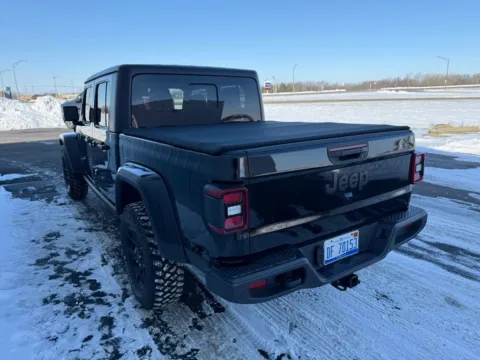 More photos of 2024 Jeep Gladiator Willys at St. Marys Chrysler Dodge Jeep, OH