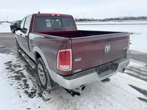 More photos of 2017 Ram 1500 Laramie at St. Marys Chrysler Dodge Jeep, OH