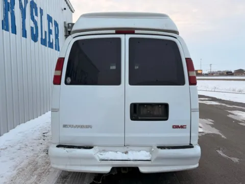 More photos of 2004 GMC Savana G1500 Upfitter at St. Marys Chrysler Dodge Jeep, OH