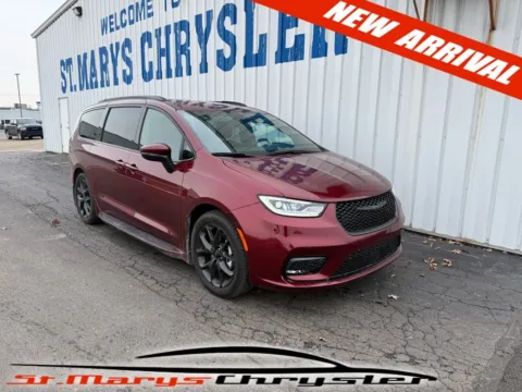 Red 2023 Chrysler Pacifica Touring L for sale in Saint Marys, OH