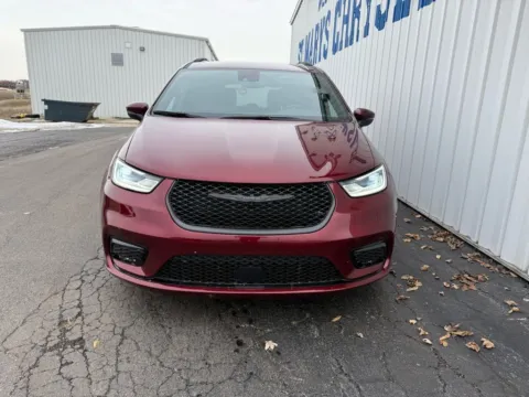 Another view of 2023 Chrysler Pacifica Touring L for sale in Saint Marys, OH at St. Marys Chrysler Dodge Jeep