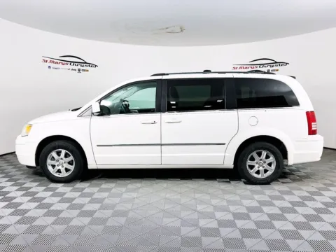 More photos of 2010 Chrysler Town & Country Touring at St. Marys Chrysler Dodge Jeep, OH