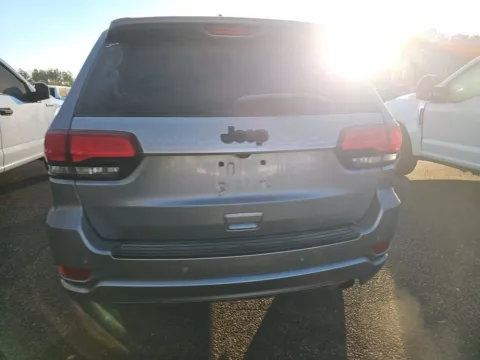 More photos of 2020 Jeep Grand Cherokee Laredo at St. Marys Chrysler Dodge Jeep, OH