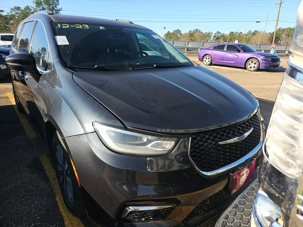 Blue 2021 Chrysler Pacifica Hybrid Touring L for sale in Saint Marys, OH