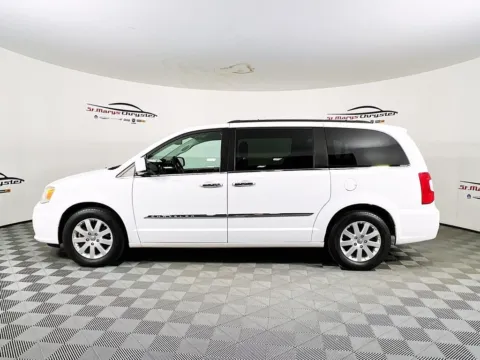 More photos of 2014 Chrysler Town & Country Touring at St. Marys Chrysler Dodge Jeep, OH