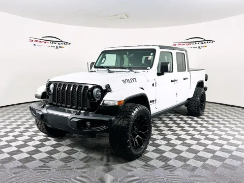 More photos of 2021 Jeep Gladiator Willys at St. Marys Chrysler Dodge Jeep, OH