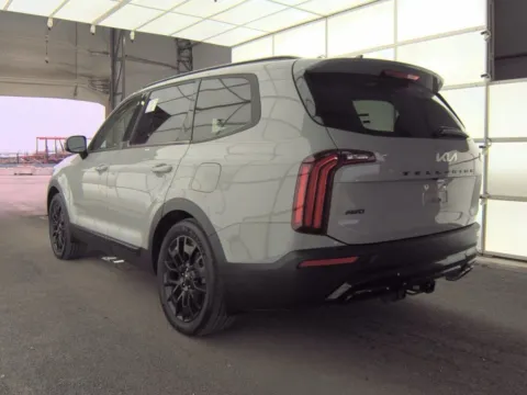 More photos of 2022 Kia Telluride SX at St. Marys Chrysler Dodge Jeep, OH