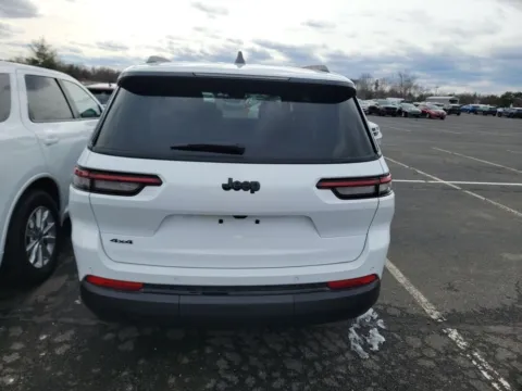 More photos of 2024 Jeep Grand Cherokee L Altitude X at St. Marys Chrysler Dodge Jeep, OH