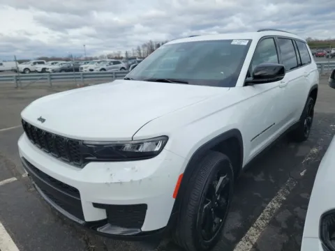 Another view of 2024 Jeep Grand Cherokee L Altitude X for sale in Saint Marys, OH at St. Marys Chrysler Dodge Jeep