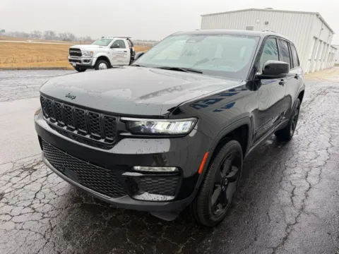More photos of 2024 Jeep Grand Cherokee Limited at St. Marys Chrysler Dodge Jeep, OH