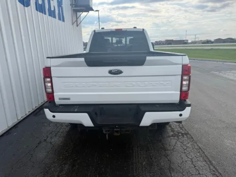 More photos of 2022 Ford F-250SD Lariat at St. Marys Chrysler Dodge Jeep, OH