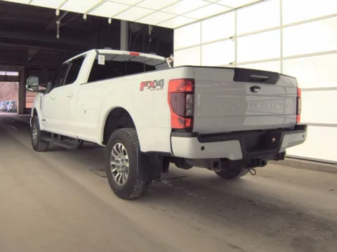 More photos of 2022 Ford F-250SD Lariat at St. Marys Chrysler Dodge Jeep, OH