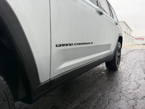 More photos of 2025 Jeep Grand Cherokee L Limited at St. Marys Chrysler Dodge Jeep, OH