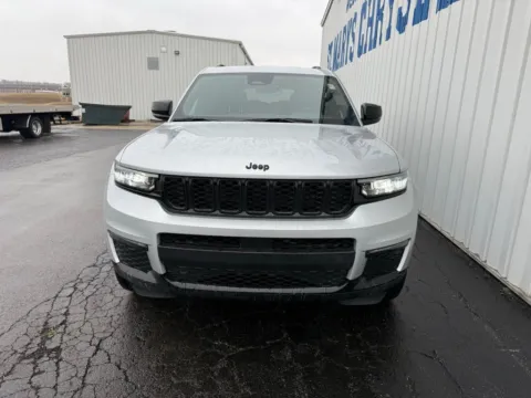 Another view of 2025 Jeep Grand Cherokee L Limited for sale in Saint Marys, OH at St. Marys Chrysler Dodge Jeep