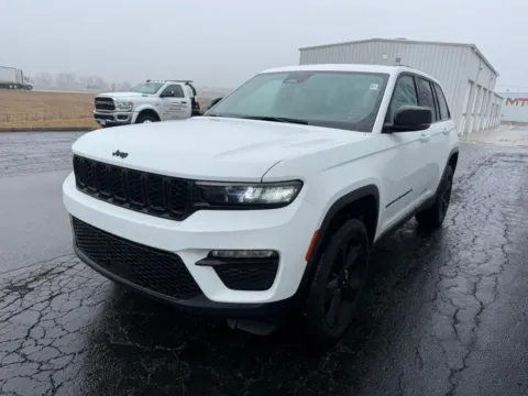 More photos of 2024 Jeep Grand Cherokee Limited at St. Marys Chrysler Dodge Jeep, OH