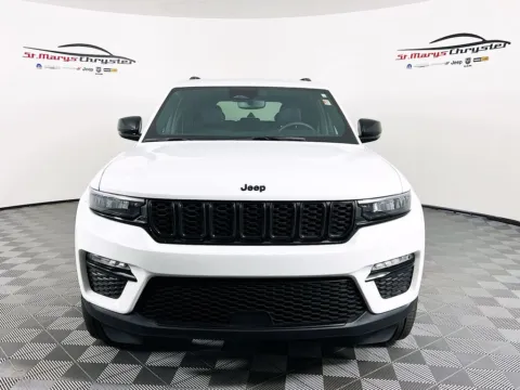 Another view of 2024 Jeep Grand Cherokee Limited for sale in Saint Marys, OH at St. Marys Chrysler Dodge Jeep