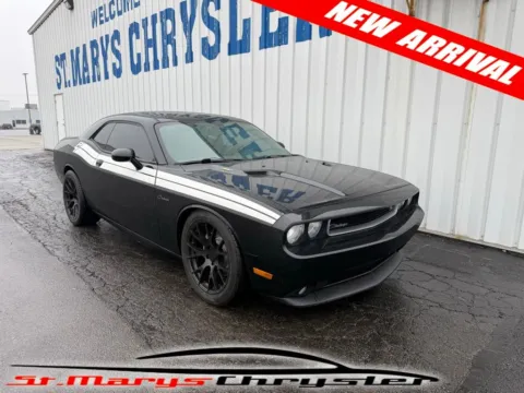 Black 2014 Dodge Challenger R/T for sale in Saint Marys, OH