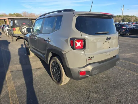 More photos of 2019 Jeep Renegade Sport at St. Marys Chrysler Dodge Jeep, OH