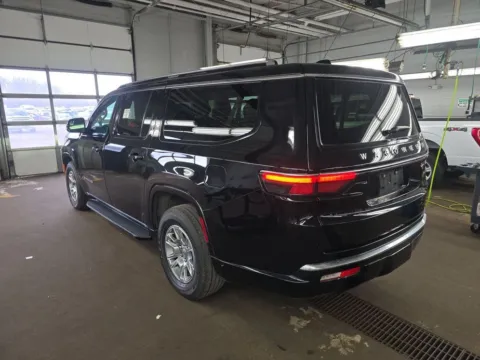 More photos of 2024 Jeep Wagoneer L at St. Marys Chrysler Dodge Jeep, OH