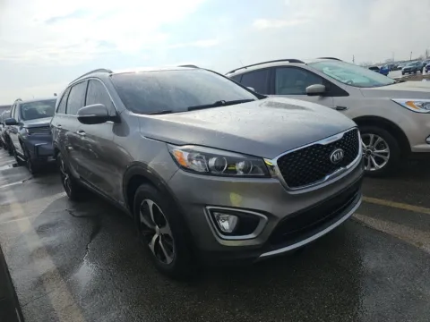 Silver 2017 Kia Sorento EX for sale in Saint Marys, OH