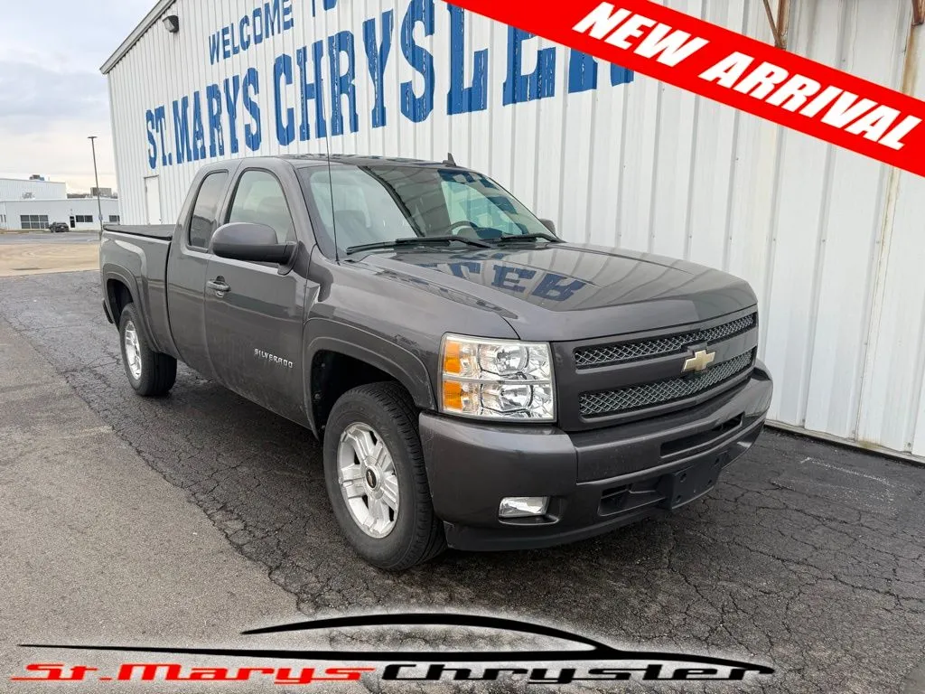 Gray 2011 Chevrolet Silverado 1500 LT for sale in Saint Marys, OH