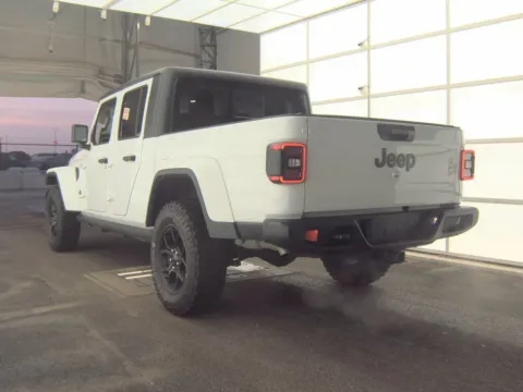 More photos of 2024 Jeep Gladiator Willys at St. Marys Chrysler Dodge Jeep, OH