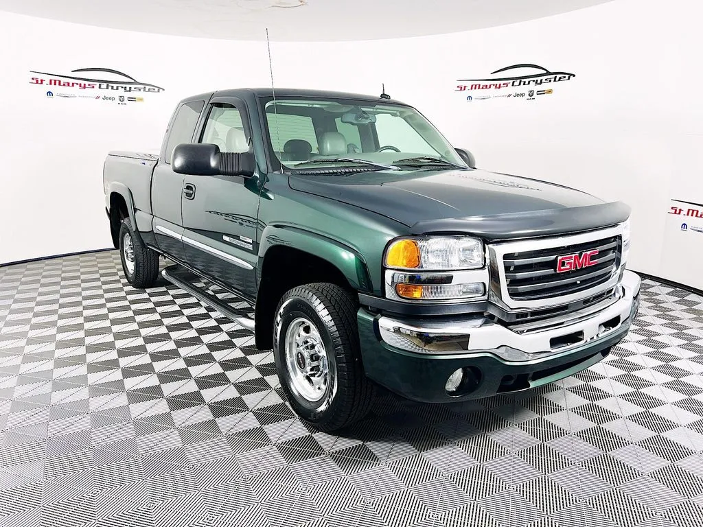 Green 2004 GMC Sierra 2500HD SLT for sale in Saint Marys, OH