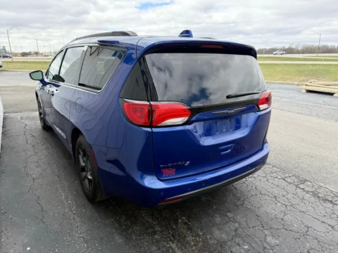 More photos of 2018 Chrysler Pacifica Touring L Plus at St. Marys Chrysler Dodge Jeep, OH