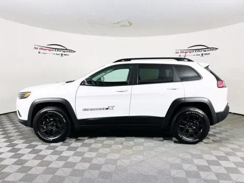 More photos of 2022 Jeep Cherokee X at St. Marys Chrysler Dodge Jeep, OH