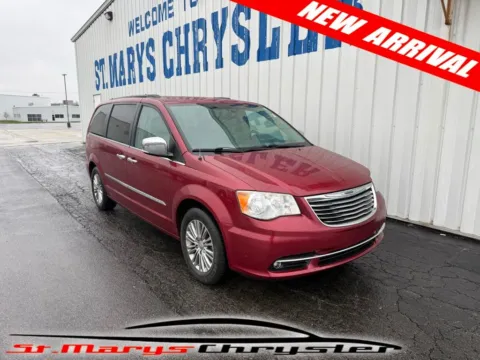 Red 2014 Chrysler Town & Country Touring-L for sale in Saint Marys, OH