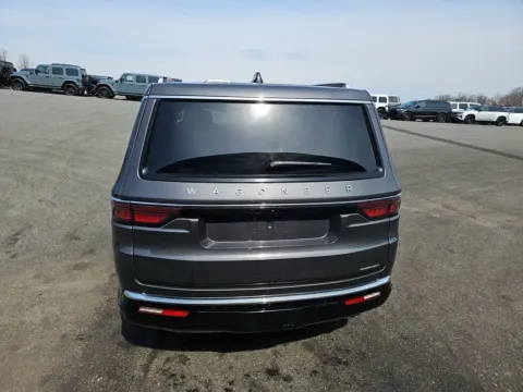 More photos of 2024 Jeep Wagoneer L Series III at St. Marys Chrysler Dodge Jeep, OH