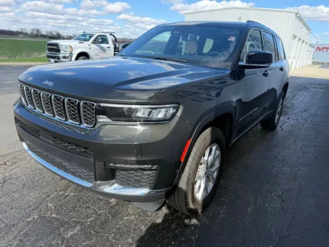 Another view of 2023 Jeep Grand Cherokee L Limited for sale in Saint Marys, OH at St. Marys Chrysler Dodge Jeep