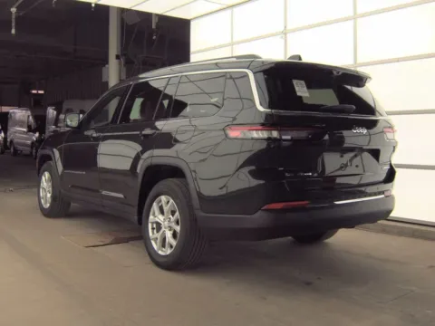 More photos of 2023 Jeep Grand Cherokee L Limited at St. Marys Chrysler Dodge Jeep, OH