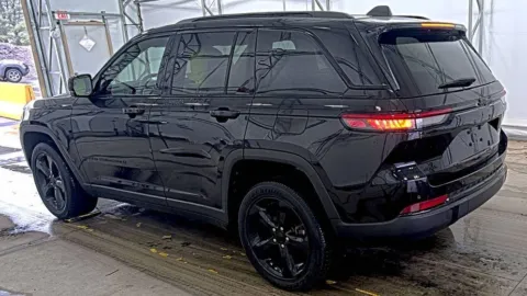 More photos of 2023 Jeep Grand Cherokee Altitude at St. Marys Chrysler Dodge Jeep, OH
