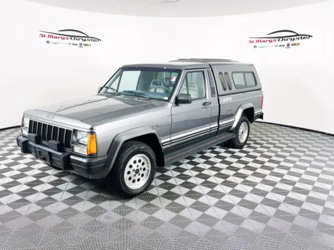 More photos of 1989 Jeep Comanche Eliminator at St. Marys Chrysler Dodge Jeep, OH
