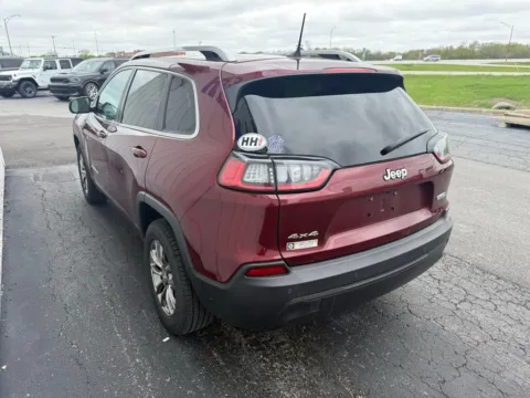 More photos of 2021 Jeep Cherokee Latitude Plus at St. Marys Chrysler Dodge Jeep, OH