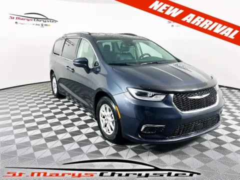 Unknown 2021 Chrysler Pacifica Touring L for sale in Saint Marys, OH