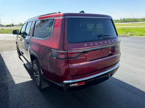 More photos of 2024 Jeep Wagoneer L Series II at St. Marys Chrysler Dodge Jeep, OH
