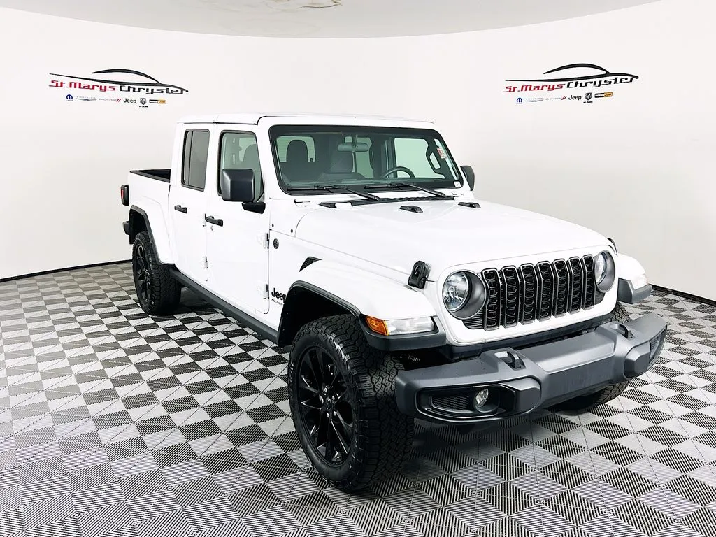 White 2024 Jeep Gladiator Sport for sale in Saint Marys, OH