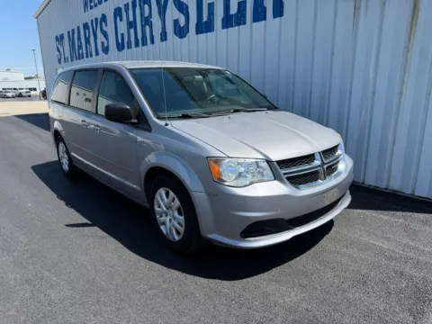 Silver 2016 Dodge Grand Caravan SE for sale in Saint Marys, OH