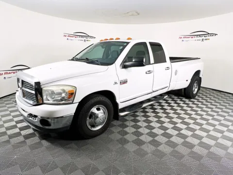 More photos of 2009 Dodge Ram 3500 SLT at St. Marys Chrysler Dodge Jeep, OH